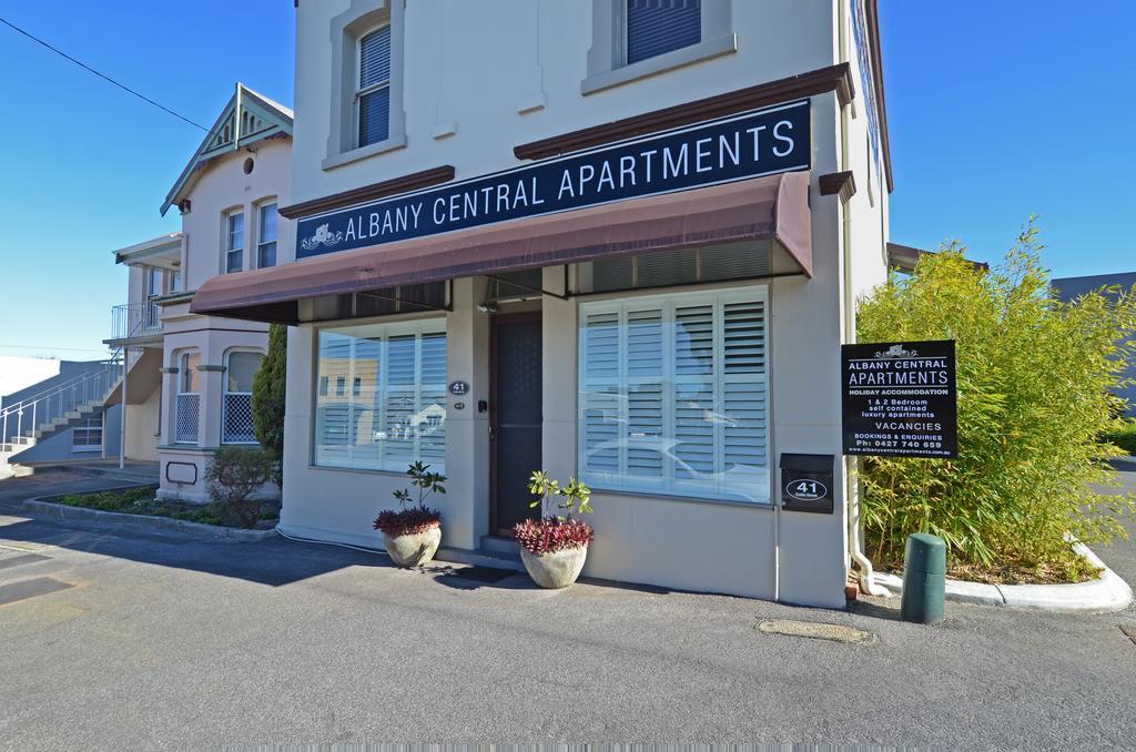 Albany Central Apartments Bagian luar foto